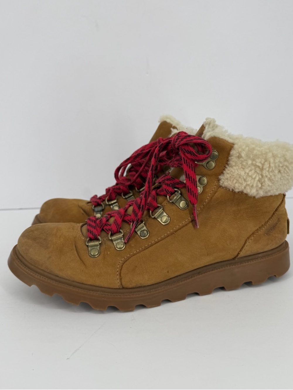Sorel Brown Tan Elk Ainsley Conquest Shearling Boot Women's Lace-Up Shoes 8